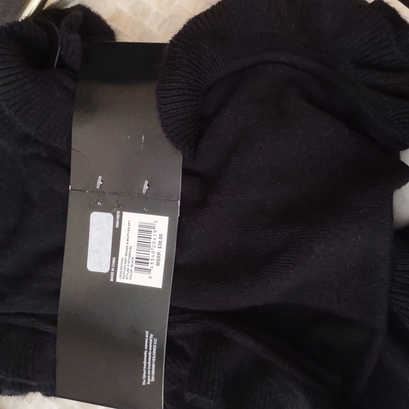 𝅺tahari Hat & Infinity Loop - Picture 4 of 7